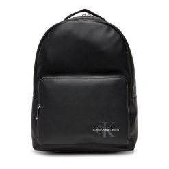 Plecak Calvin Klein Jeans. Czarne plecaki męskie Calvin Klein Jeans, bez wzorów, z jeansu. Za 389.99 zł.