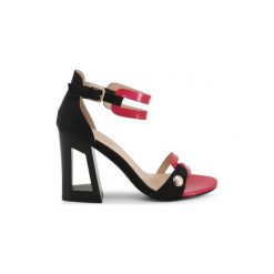 Laura Biagiotti Sandały 5309. Sandały damskie Laura Biagiotti, bez wzorów, z gumy, bez obcasa, bez zapięcia. Za 199.00 zł.