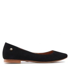 Baleriny Maciejka. Czarne balerinki damskie Maciejka, bez wzorów, bez obcasa, bez zapięcia. Za 179.99 zł.