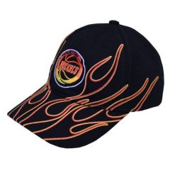 Czapka z daszkiem Mitchell & Ness NBA Houston Rockets Flamez - 6LUXMM20018. Czarne czapki damskie Mitchell & Ness, bez wzorów, sportowe. Za 89.00 zł.
