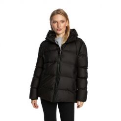 Kurtka zimowa damska Rains Alta Puffer. Zielone kurtki sportowe damskie Rains, na zimę, xl, bez wzorów, bez ramiączek, bez kaptura, trekkingowe. Za 1,449.30 zł.