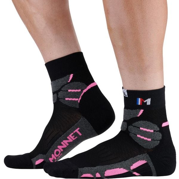 Skarpetki Monnet Mid Expert. Czerwone skarpetki damskie MONNET, bez wzorów. Za 113.00 zł.