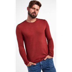 Sweter męski wełniany JOOP! JEANS. Swetry męskie JOOP! Jeans, m, bez wzorów, z jeansu, bez kołnierzyka, bez ramiączek. W wyprzedaży za 377.37 zł.