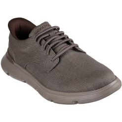 Buty sportowe męskie Skechers Garza Clive. Brązowe buty sportowe męskie Skechers, bez wzorów, bez zapięcia. Za 390.00 zł.