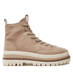 Trapery Tamaris. Brązowe trapery damskie Tamaris, bez zapięcia. Za 429.99 zł.