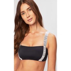 Calvin Klein Jeans - Biustonosz kąpielowy. Czarne bikini Calvin Klein Jeans, bez wzorów, z elastanu. Za 239.90 zł.