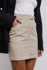 Spódnica w paski w kolorze BEIGE TONE- RADIANCE MINI-XS. Brązowe spódnice damskie Marsala, na co dzień, xs, bez wzorów, z poliesteru, eleganckie, mini, proste. W wyprzedaży za 49.98 zł.
