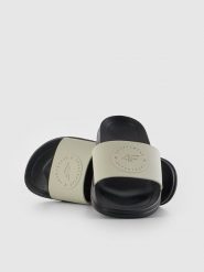 KLAPKI F117. Klapki damskie 4F, bez wzorów, bez obcasa, bez zapięcia. Za 579.90 zł.
