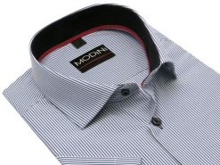 Koszula męska z krótkim rękawem w biało-niebieski prążek MODINI DK11. Białe koszule męskie Modini Moda Męska, m, bez wzorów, z bawełny, casualowe, bez kołnierzyka, bez ramiączek. W wyprzedaży za 157.50 zł.