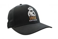 Czapka Real Madryt 1902 - oficjalna licencjonowana. Niebieskie czapki damskie REAL MADRID, bez wzorów, z bawełny. Za 99.00 zł.