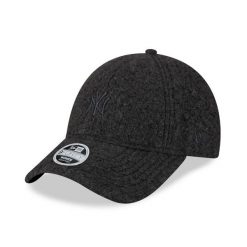Czapka z daszkiem New Era MLB New York Yankees. Czarne czapki damskie New Era, bez wzorów, casualowe. Za 157.00 zł.