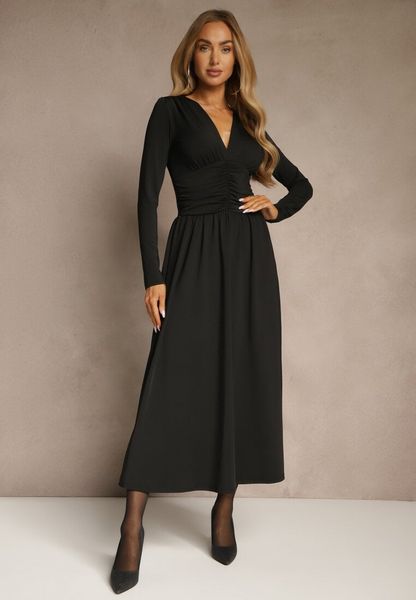 Czarna Taliowana Sukienka Longsleeve z Wiskozą z Marszczeniem i Dekoltem V Elirie. Czarne sukienki damskie Renee, na imprezę, l, bez wzorów, z wiskozy, bez kołnierzyka, bez ramiączek, maxi, oversize. Za 159.99 zł.