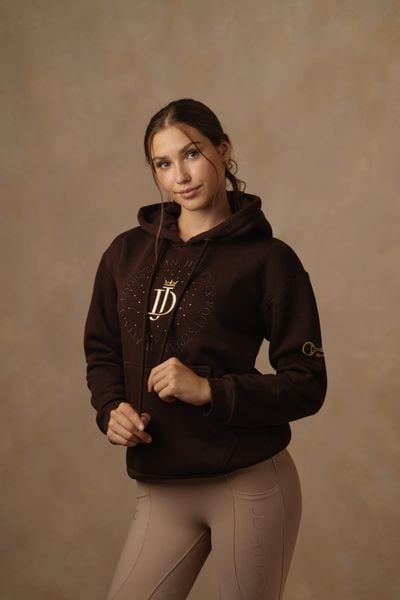Bluza JD ATTACK Mila. Brązowe bluzy damskie JD ATTACK, l, bez wzorów, z materiału, eleganckie, bez ramiączek, bez kaptura. Za 239.00 zł.