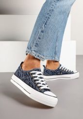 Granatowe Trampki na Grubej Podeszwie Zdobione Printem w Serca Gonarelle. Niebieskie trampki i tenisówki damskie Born2be, z aplikacjami, z jeansu, bez zapięcia. Za 69.99 zł.