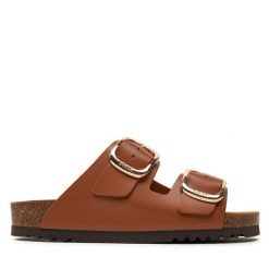 Klapki Scholl. Brązowe klapki damskie Scholl, bez wzorów, bez obcasa, bez zapięcia. Za 399.99 zł.