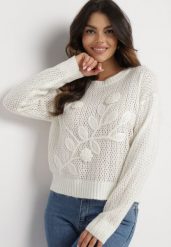 Jasnobeżowy Sweter z Wełną i Kwiatowymi Aplikacjami Saivin. Brązowe swetry nierozpinane damskie Born2be, m, z aplikacjami, z jeansu, bez kołnierzyka, bez ramiączek. Za 149.99 zł.