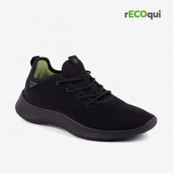 Damskie tenisówki Coqui. Czarne trampki i tenisówki damskie Coqui, bez wzorów, z materiału, przed kostkę, bez zapięcia. Za 229.99 zł.