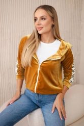 Bluza welurowa z kapturem musztardowa. Bluzy damskie KESI, l, bez wzorów, z gumy, bez ramiączek, z kapturem. Za 206.59 zł.