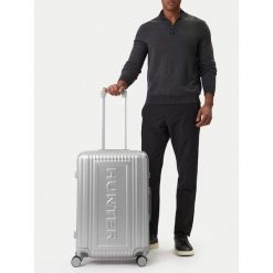 Walizka średnia Hunter. Szare walizki damskie Hunter, bez wzorów, średnie. Za 359.99 zł.