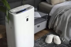 Oczyszczacz powietrza UA-KIN52E-W. Oczyszczacze powietrza Sharp. Za 3,177.71 zł.