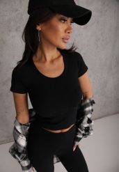 Czarny Krótki T-shirt Basic z Okrągłym Dekoltem Gresalor. Czarne t-shirty damskie Renee, m, bez wzorów, z jeansu, casualowe, bez kołnierzyka, bez ramiączek. Za 59.99 zł.