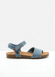Sandały Mustang z materiału przypominającego jeans. Niebieskie obuwie sportowe damskie bonprix, bez wzorów, z jeansu, bez zapięcia. Za 249.99 zł.