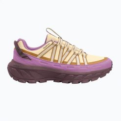 Buty turystyczne damskie Jack Wolfskin Wild Hike Texapore Low Vanilla Cream. Brązowe obuwie trekkingowe damskie Jack Wolfskin, z gumy, przed kostkę, bez zapięcia. Za 609.99 zł.