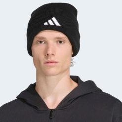 Czapka ADIDAS. Czapki damskie Adidas, na zimę, bez wzorów, z dzianiny. Za 89.99 zł.