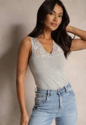 Ciemnoszary Bawełniany Top Ozdobiony Koronką Fariona. Szare topy damskie Renee, l, bez wzorów, z bawełny, eleganckie, bez kołnierzyka, bez ramiączek. Za 14.99 zł.