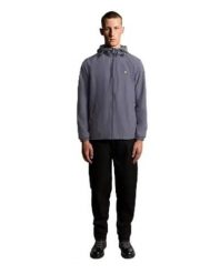 Kurtka z kapturem Lyle & Scott. Szare kurtki męskie LYLE AND SCOTT, l, bez wzorów, z materiału, z kapturem, do biegania. Za 455.65 zł.