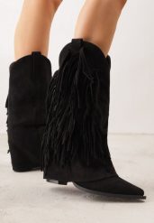 Czarne Botki Typu Kowbojki na Obcasie z Wywiniętą Cholewką i Frędzlami Uemiris. Czarne botki damskie Born2be, bez wzorów, z jeansu, bez obcasa, na obcasie, bez zapięcia. Za 169.99 zł.