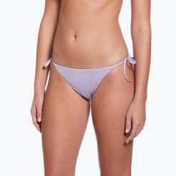 Dół od stroju pływackiego Nike Essential Tie String Bikini. Fioletowe bikini Nike, bez wzorów. Za 79.99 zł.