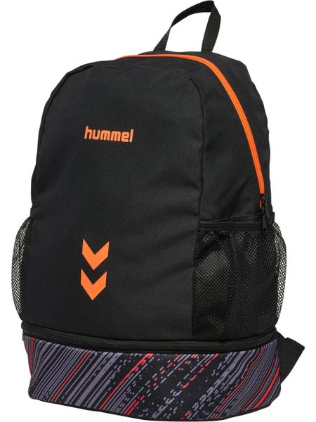 Plecak Hummel Blaze. Brązowe plecaki męskie Hummel, bez wzorów, z materiału, eleganckie. Za 150.00 zł.