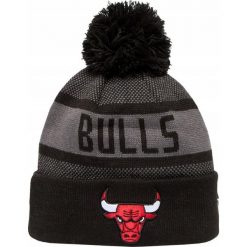 Czapka Unisex Dla Dorosłych New Era Beanie. Szare czapki damskie CHICAGO BULLS, bez wzorów, sportowe. Za 205.99 zł.