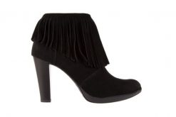 Botki Bayla-100 442S Czarny Welur, Skóra naturalna - 36. Czarne botki damskie Bayla, z aplikacjami, ze skóry, bez obcasa, na obcasie, bez zapięcia. W wyprzedaży za 149.00 zł.