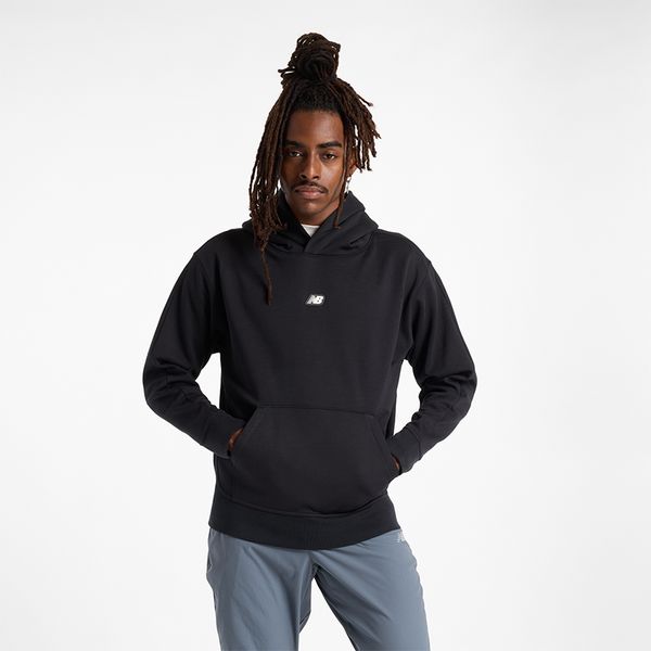 Bluza męska New Balance MT44583BK – czarna. Czarne bluzy męskie New Balance, m, bez wzorów, z bawełny, z kapturem. Za 299.99 zł.