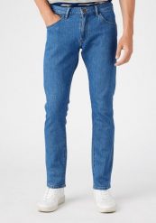 WRANGLER BRYSON MĘSKIE SPODNIE JEANSOWE ALL IN STONE W14X3831T 112145812. Niebieskie spodnie materiałowe męskie Wrangler, bez wzorów, z bawełny, z obniżonym stanem. Za 239.99 zł.