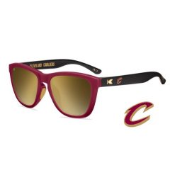 Okulary przeciwsłoneczne dla dorosłych - kategoria 3 z polaryzacją - NBA. Czerwone okulary przeciwsłoneczne damskie KNOCKAROUND. Za 264.00 zł.
