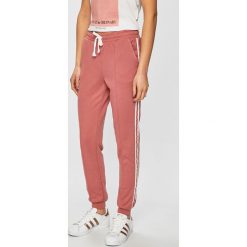 Tally Weijl - Spodnie. Brązowe spodnie materiałowe damskie TALLY WEIJL, bez wzorów, z bawełny, casualowe. W wyprzedaży za 37.90 zł.