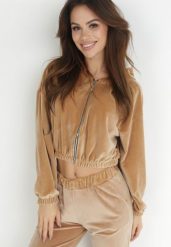Beżowa Bluza Welurowa Krótka z Suwakiem Kiphi. Brązowe bluzy damskie Born2be, bez wzorów, z jeansu, eleganckie, bez ramiączek, bez kaptura. Za 74.99 zł.