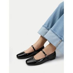 Baleriny MEXX. Czarne balerinki damskie Mexx, bez wzorów, bez obcasa, bez zapięcia. Za 249.99 zł.
