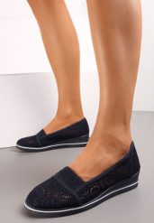 Granatowe Tenisówki z Ażurowej Siateczki na Niskiej Koturnie Nerurae. Niebieskie trampki i tenisówki damskie Renee, w ażurowe wzory, bez zapięcia. Za 39.99 zł.