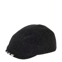Czapka Gatsby. Czarne czapki damskie Adidas, bez wzorów, z polaru, retro. Za 149.00 zł.