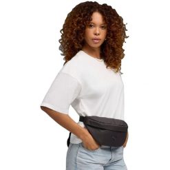 Torba Puma Essentials Waist Bag 2L. Czarne torby sportowe męskie Puma, bez wzorów, z materiału. Za 290.00 zł.
