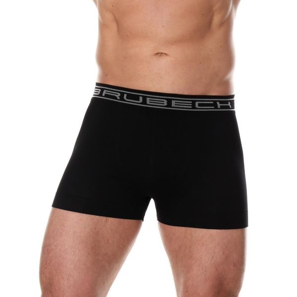 Bokserki bawełniane classic męskie Brubeck Comfort Cotton. Czarne bokserki męskie Brubeck, bez wzorów, z bawełny. Za 41.99 zł.