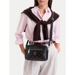 Torebka Beverly Hills Polo Club. Czarne listonoszki damskie Beverly Hills Polo Club, bez wzorów, bez dodatków. Za 179.99 zł.