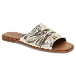 Złote Klapki Venezia Modne Obuwie Damskie. Żółte klapki damskie Venezia, na lato, bez wzorów, eleganckie, bez obcasa, na płaskiej podeszwie, bez zapięcia. Za 209.00 zł.