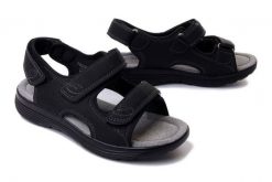 WOJTYŁKO 7S23808C czarny, sandały damskie. Czarne sandały damskie Wojtyłko, bez wzorów, bez obcasa, bez zapięcia. Za 158.90 zł.