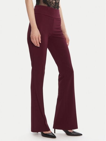Rinascimento Spodnie materiałowe CFC0125318003 Bordowy Flare Fit. Czerwone spodnie materiałowe damskie Rinascimento, bez wzorów, z materiału. Za 319.99 zł.