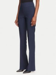 Rinascimento Spodnie materiałowe CFC0130140003 Granatowy Flare Fit. Niebieskie spodnie materiałowe damskie Rinascimento, bez wzorów, z materiału. Za 464.99 zł.